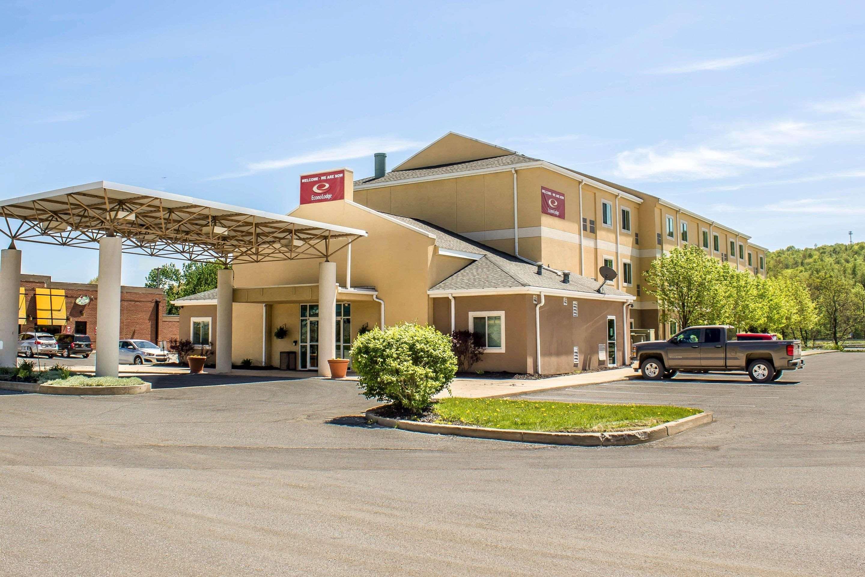 Lodge Econo Meadville