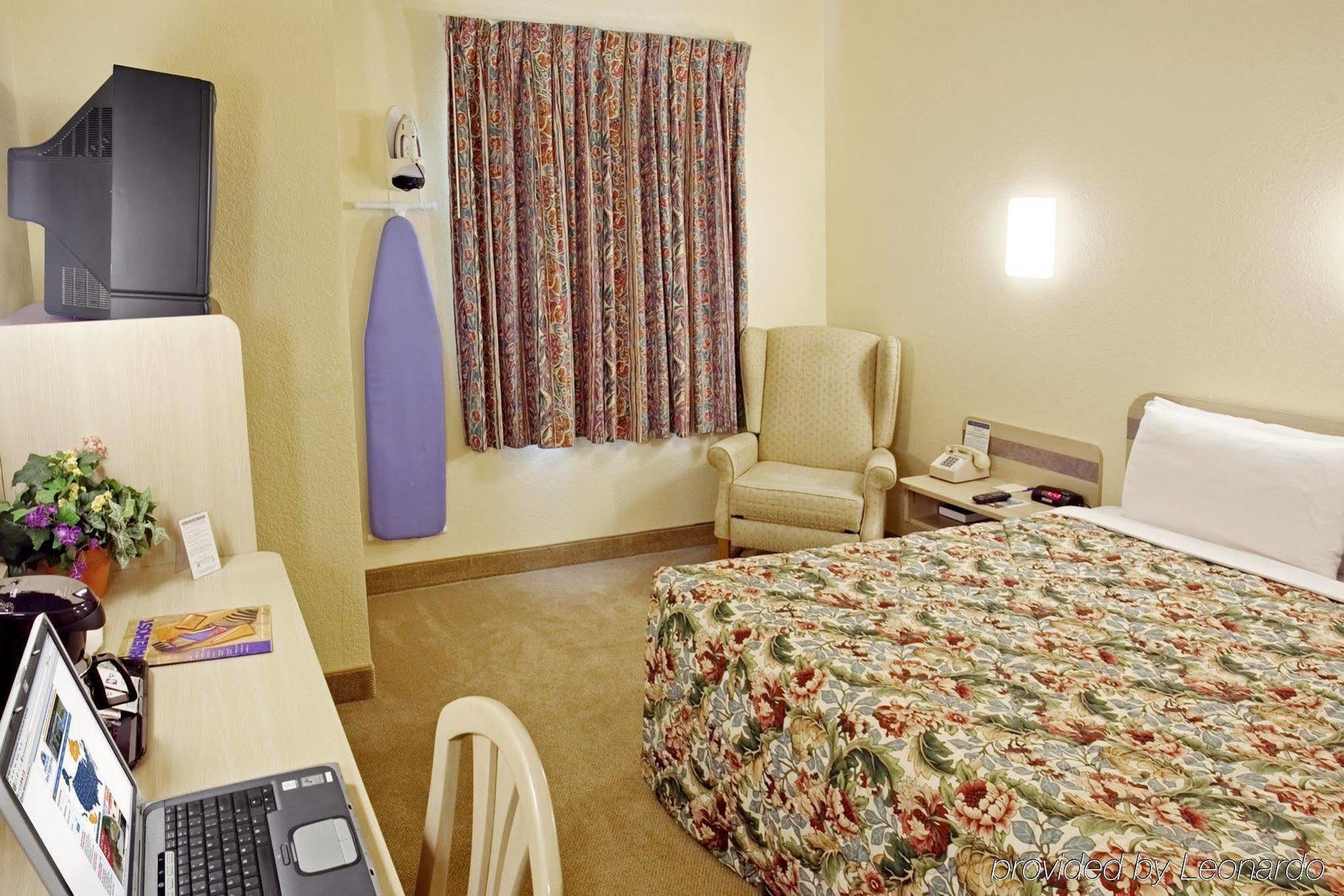 Lodge Econo Meadville